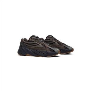 YEEZY 700 GEODE